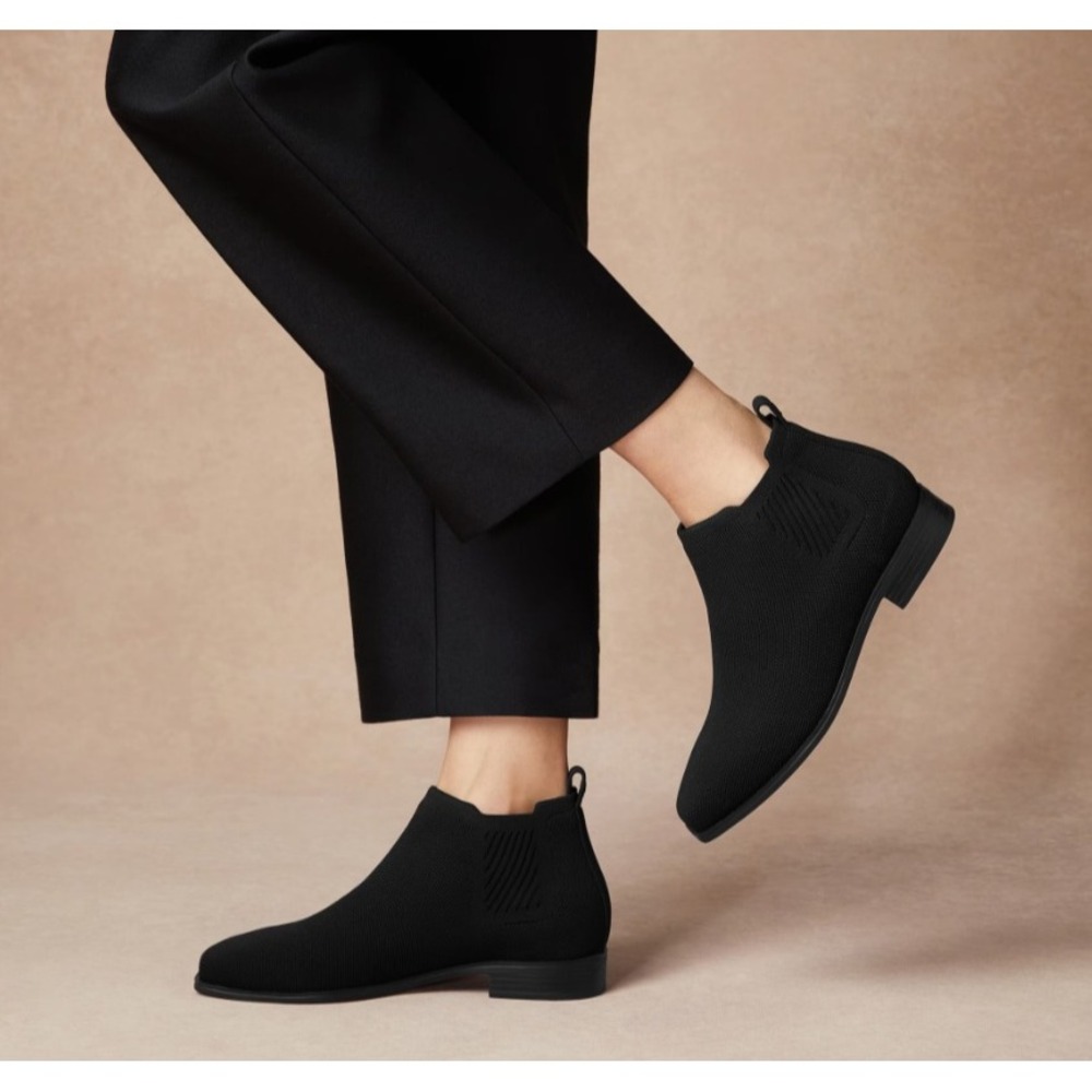 VIVAIA Ryan Pro Black Water Repellent Knit Chelsea Boots Square Toe 9.5 EU40.5
